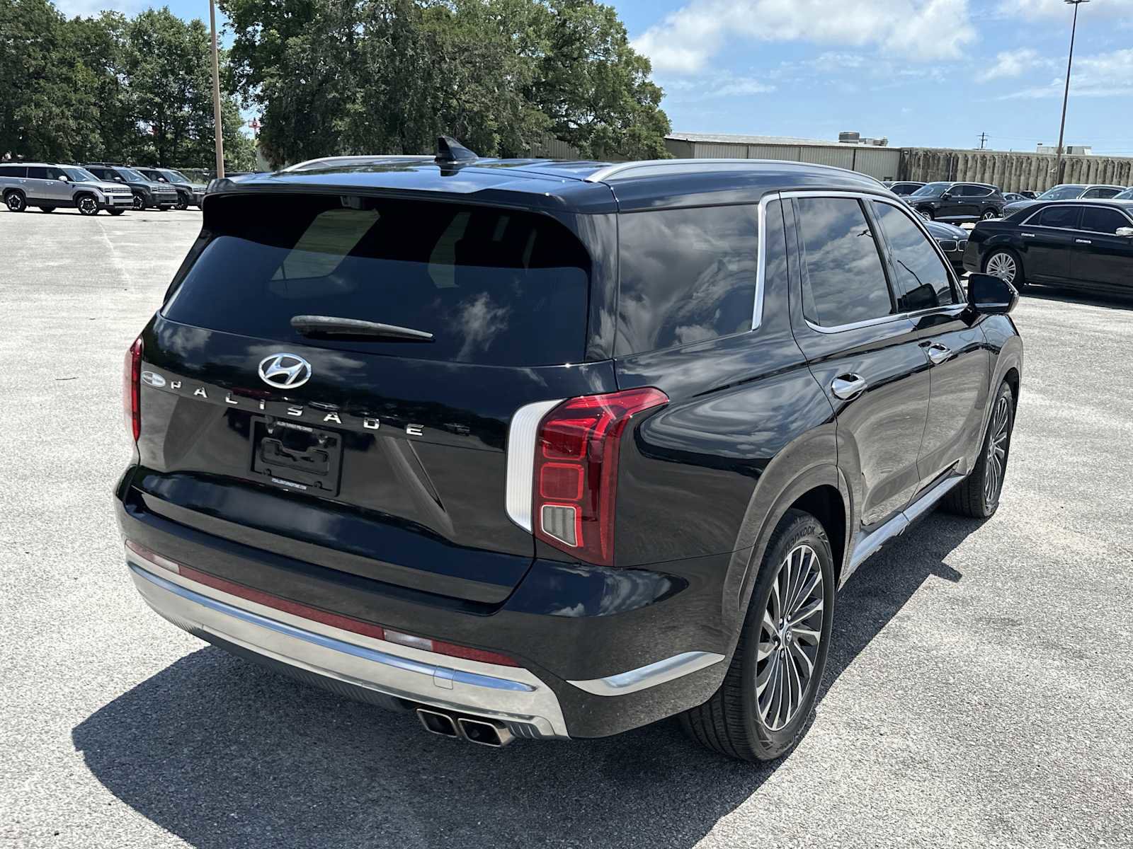 Used 2024 Hyundai Palisade Calligraphy FWD image 8