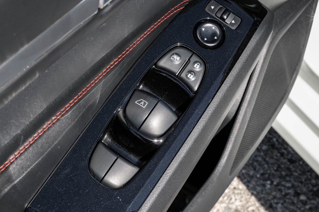 Used 2023 Nissan Altima 2.5 SR image 39