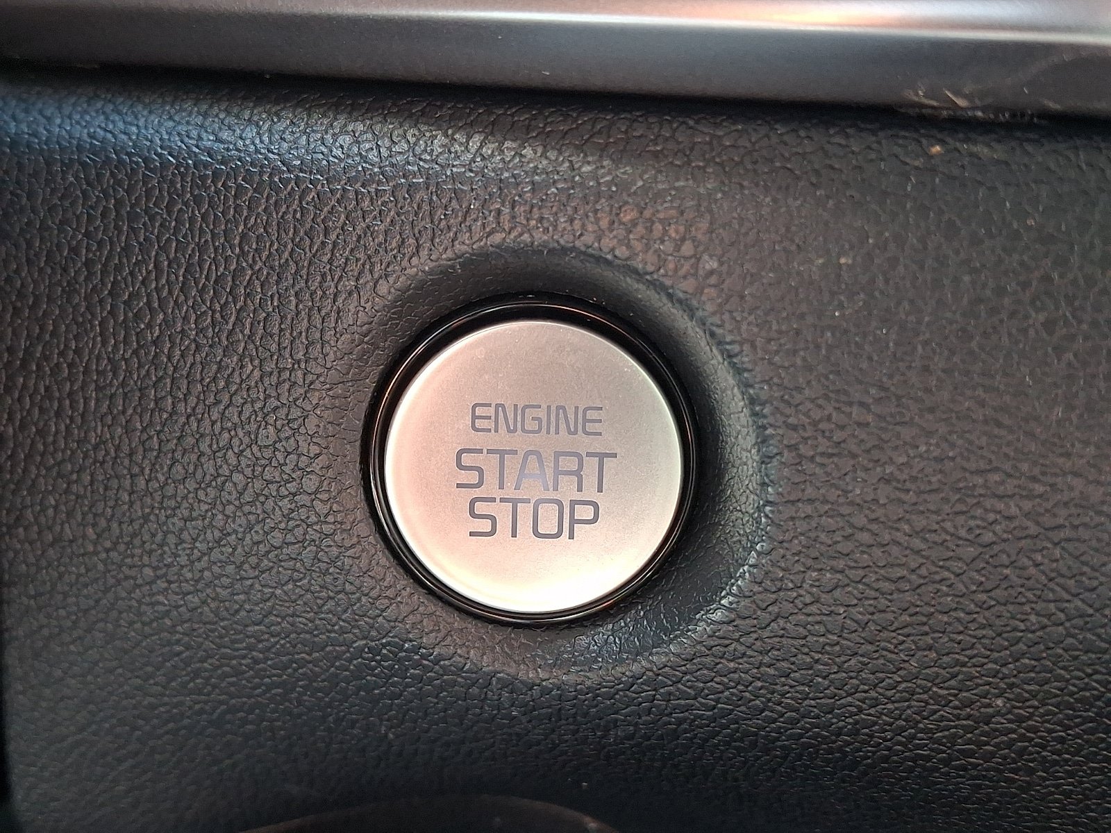 Used 2025 Kia Sorento S AWD/4WD image 20