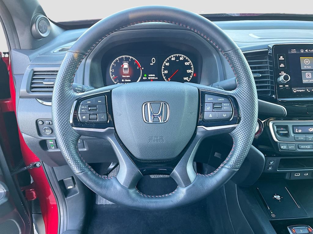 Used 2025 Honda Ridgeline Black Edition image 11