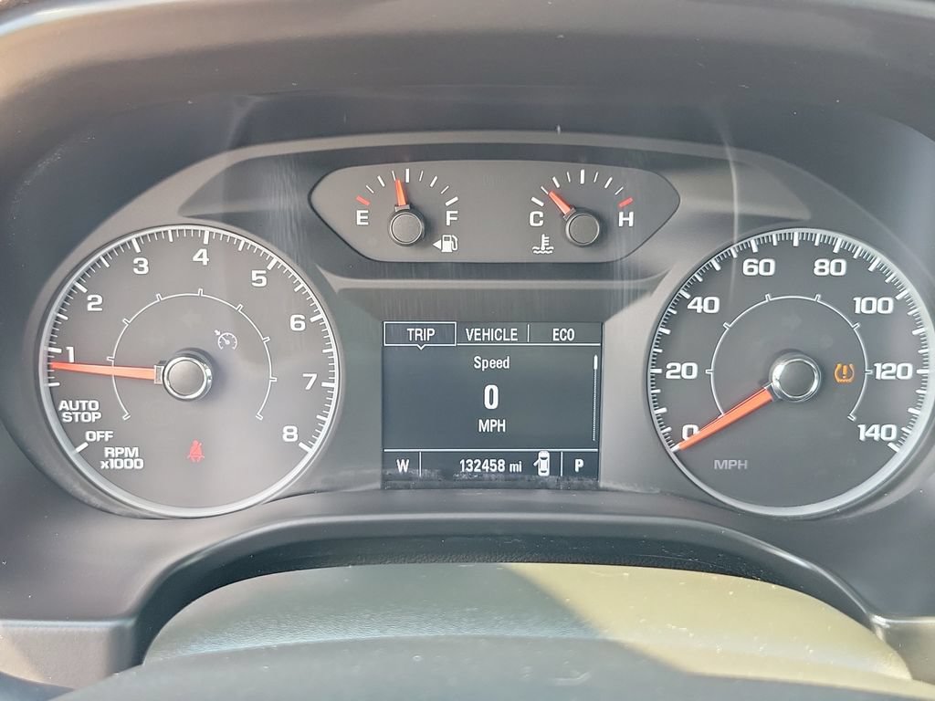 Used 2017 GMC Acadia SLE FWD image 16