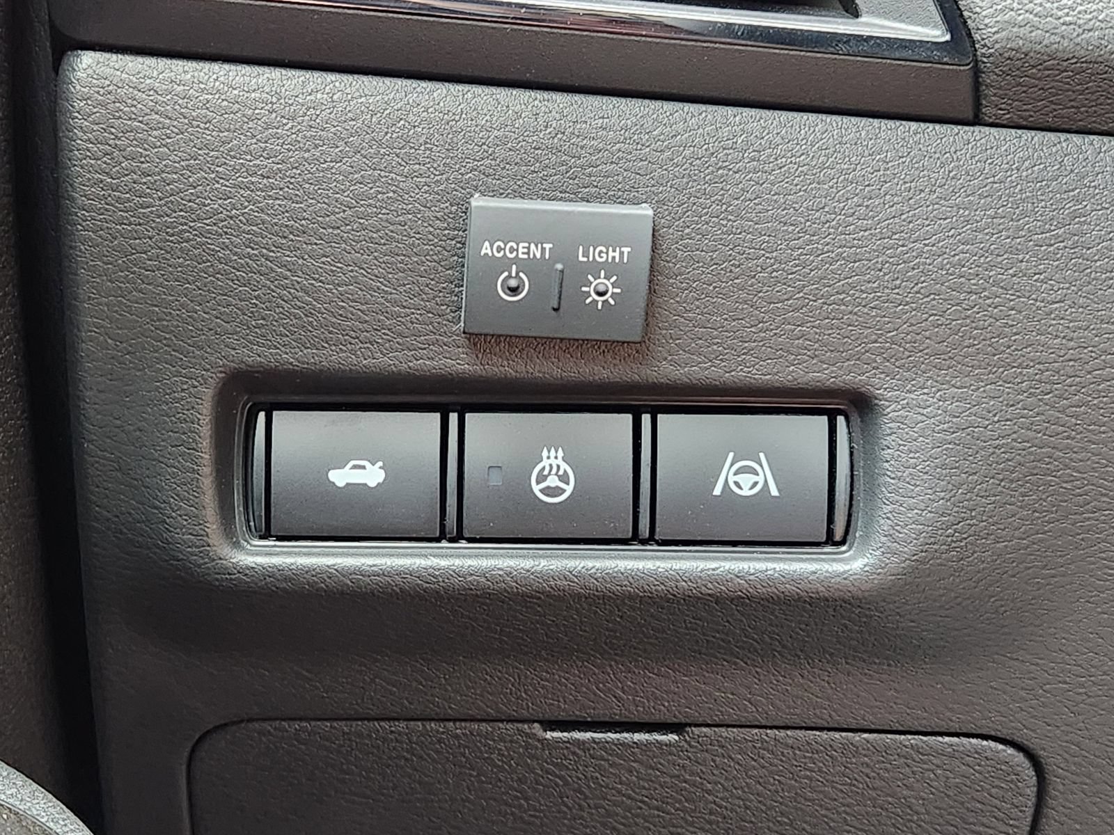 New 2026 Nissan Sentra SR w/ SR Premium Package FWD image 20