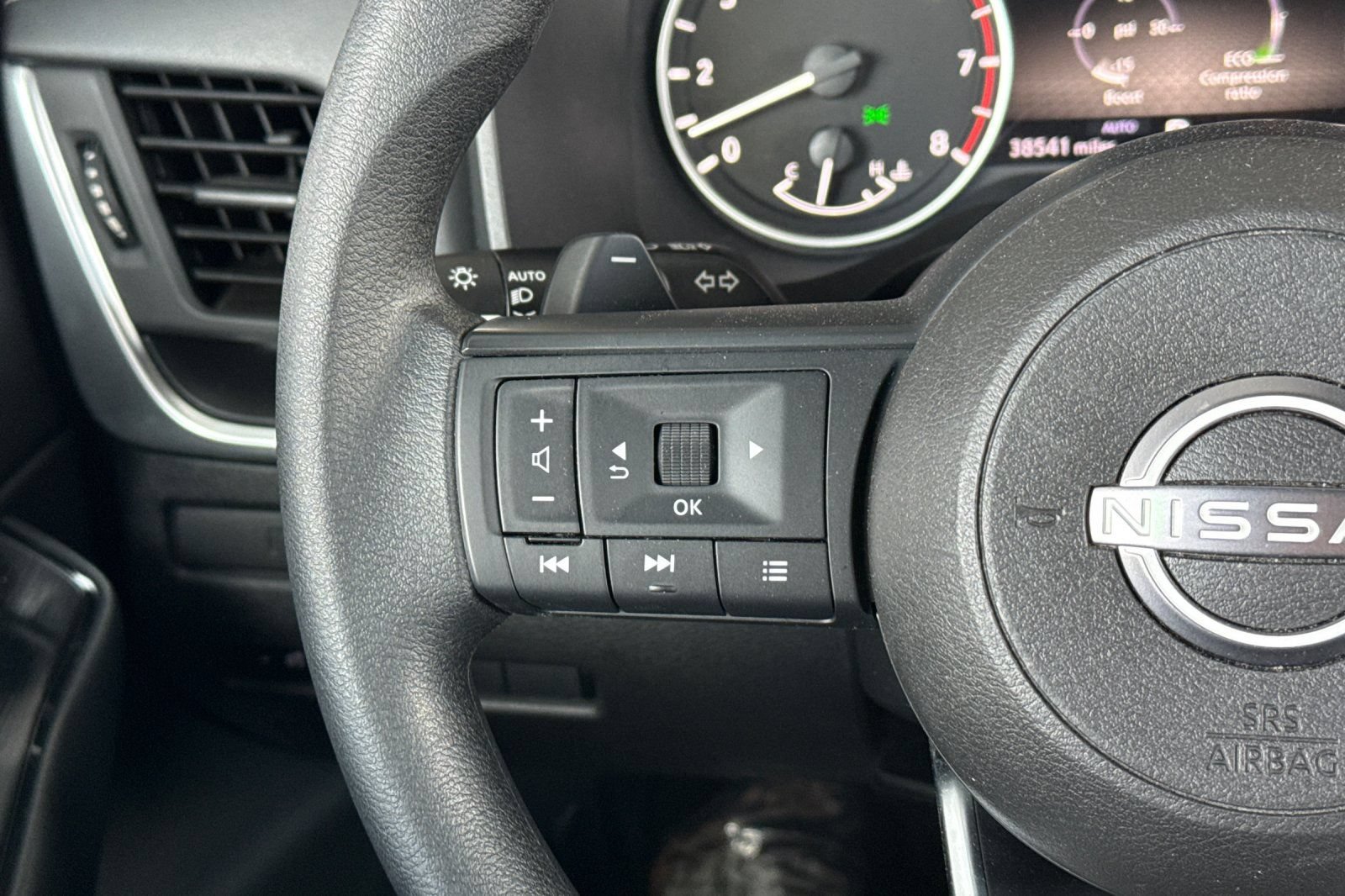 Certified 2024 Nissan Rogue S AWD/4WD image 31