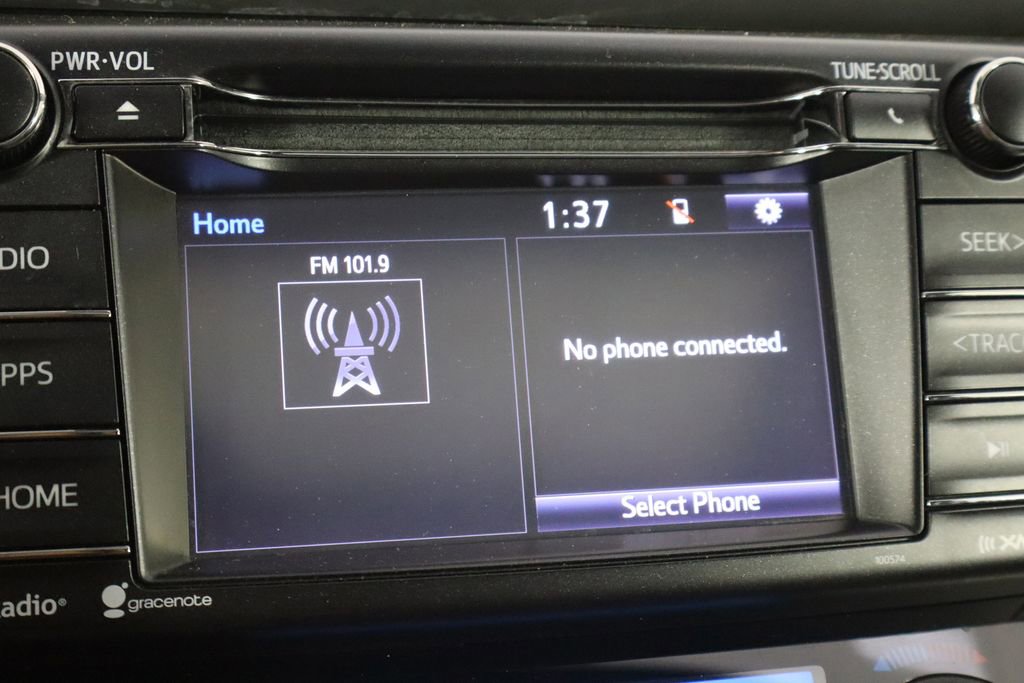 Used 2018 Toyota RAV4 XLE FWD image 32