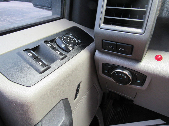 Used 2022 Ford F550 2WD SuperCab Super Duty image 40