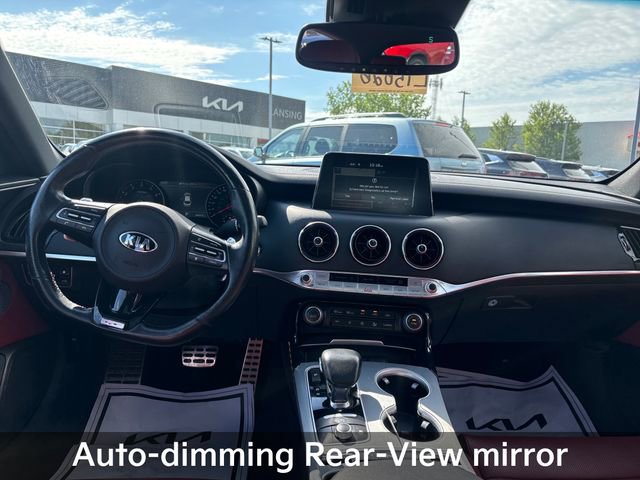 Used 2018 Kia Stinger GT2 AWD/4WD image 16