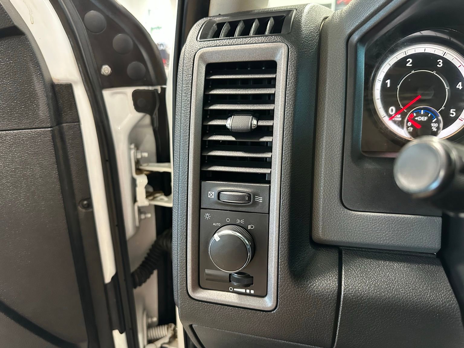 Used 2018 RAM 5500 Tradesman w/ Power Accessory Group image 20