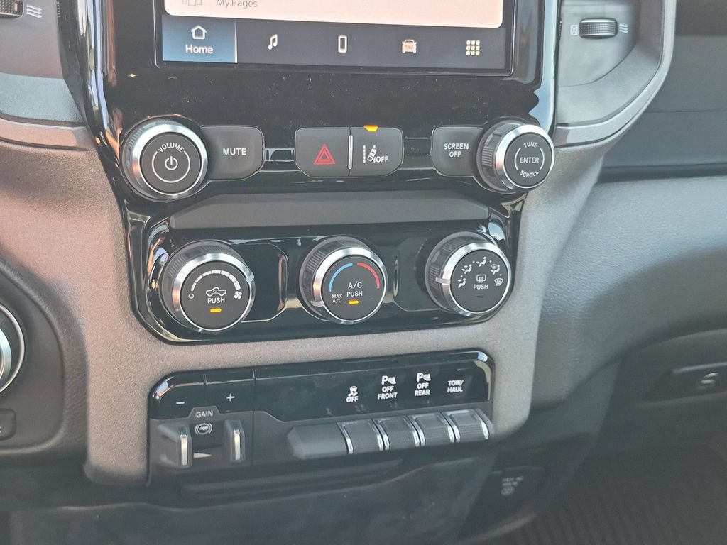 New 2026 RAM 1500 Warlock AWD/4WD image 19