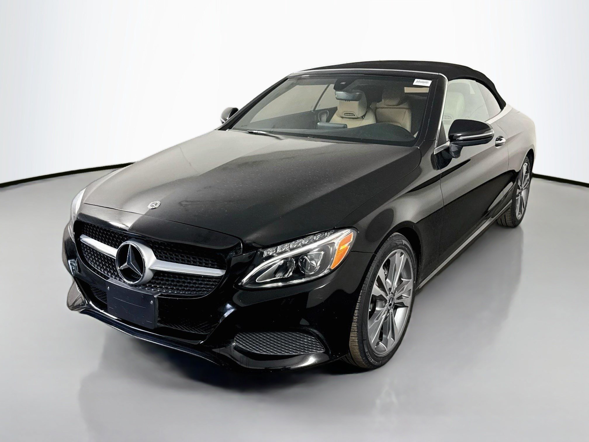 Used 2018 Mercedes-Benz C 300 Cabriolet image 4