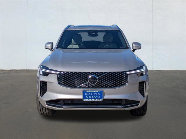 New 2026 Volvo XC90 T8 Plus w/ Protection Package Premier image 4