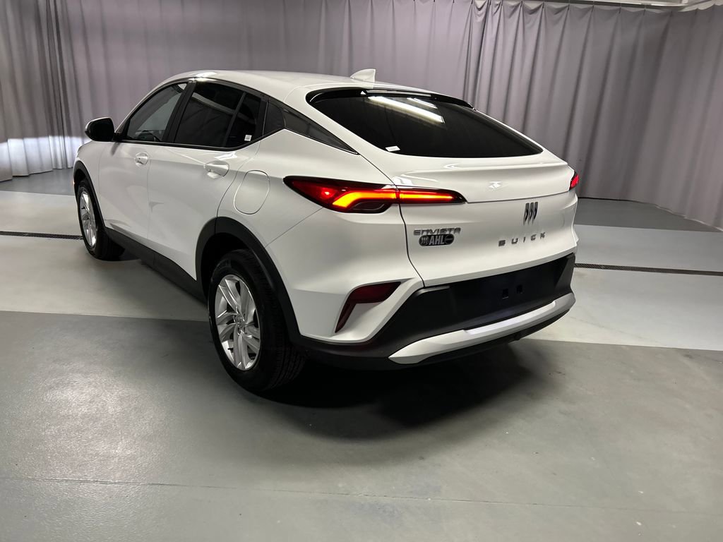 Used 2025 Buick Envista Preferred w/ Convenience I Package image 5