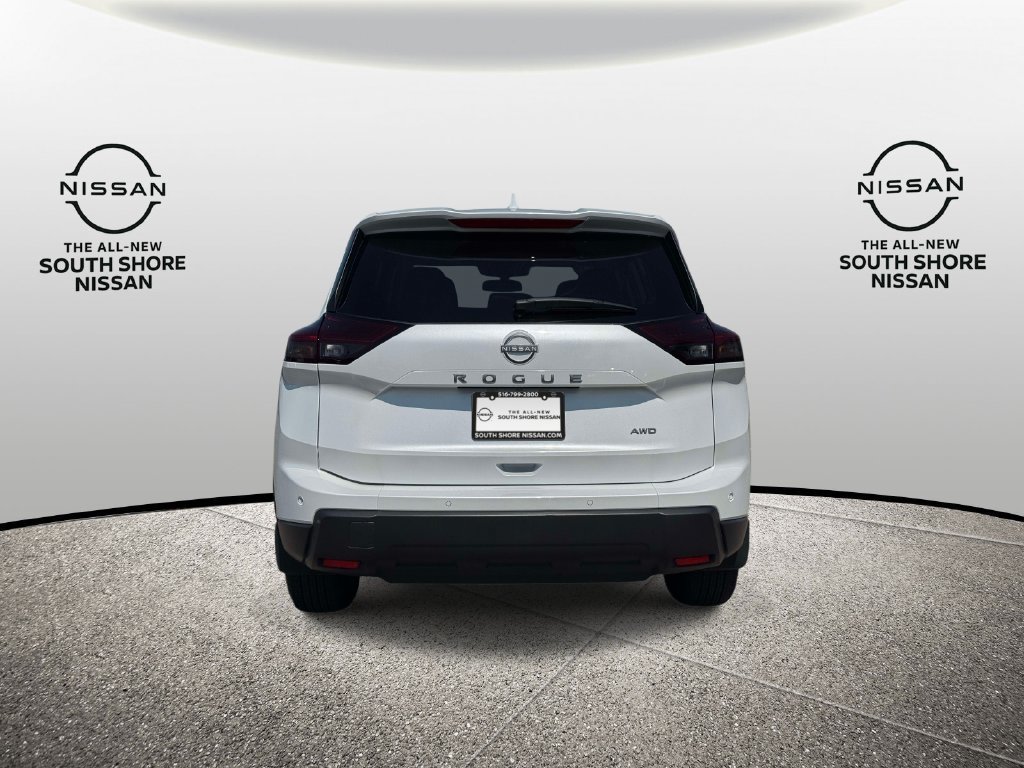 Certified 2026 Nissan Rogue SV AWD/4WD image 6