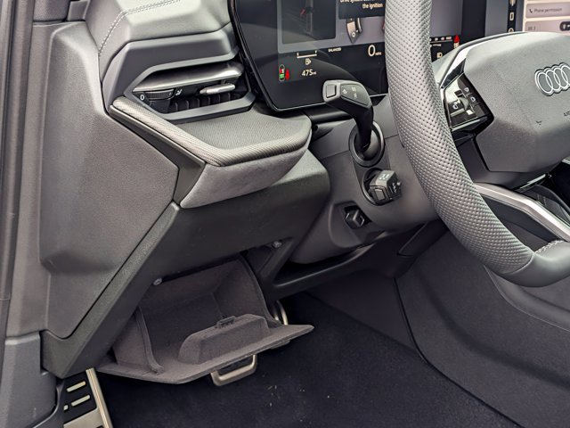 New 2026 Audi SQ5 Premium Plus AWD/4WD image 9