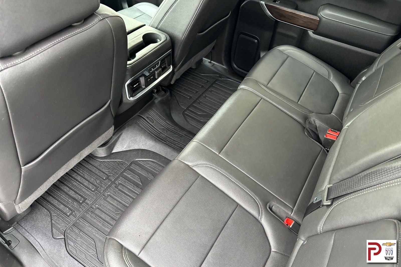 Certified 2021 GMC Sierra 3500 SLT w/ SLT Convenience Package image 13