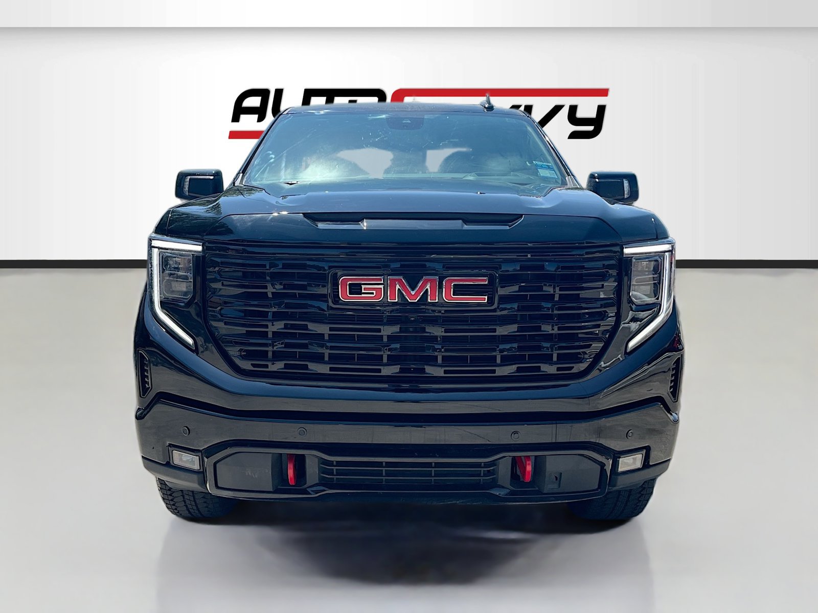 Used 2026 GMC Sierra 1500 AT4 w/ AT4 Premium Package AWD/4WD image 2