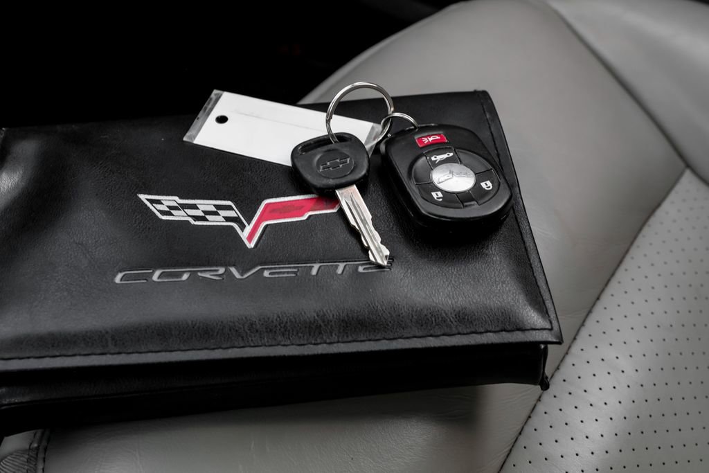 Used 2006 Chevrolet Corvette Coupe w/ Preferred Equipment Group image 53
