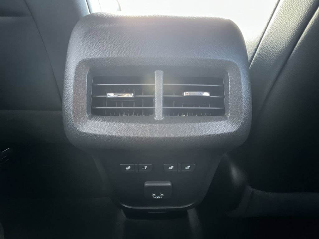 Certified 2023 Chevrolet Equinox Premier image 20