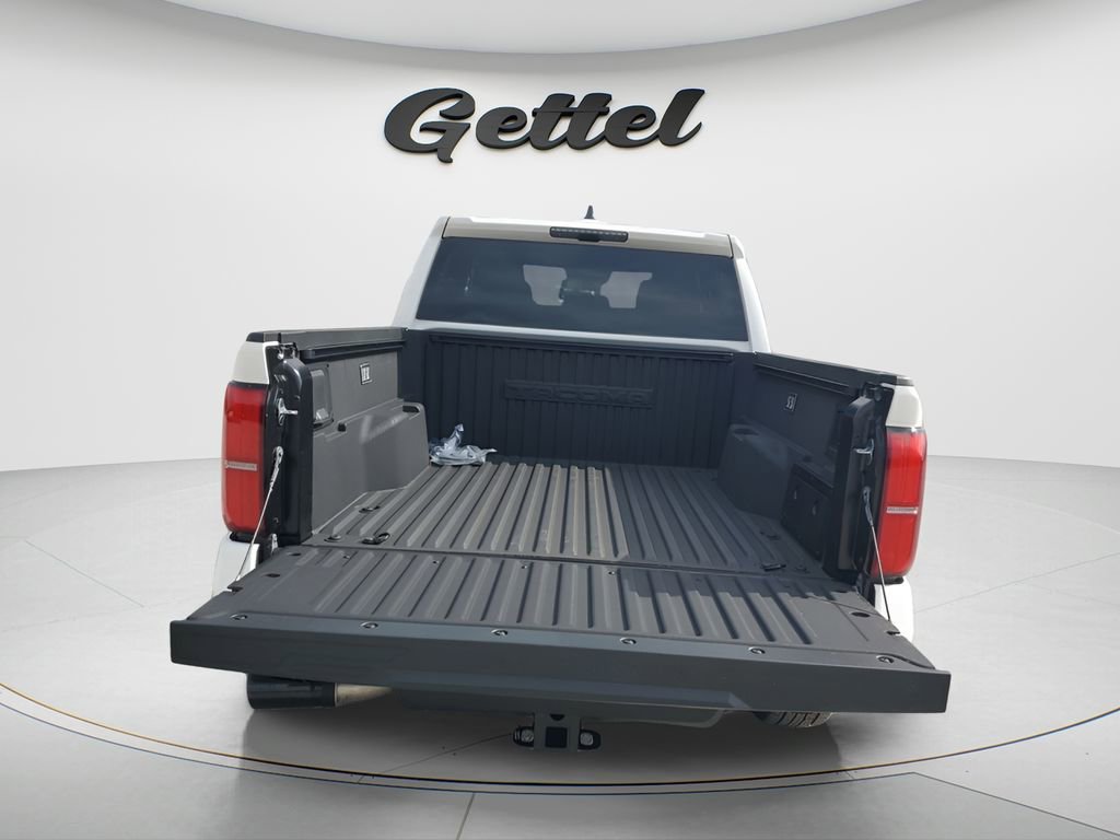 Used 2025 Toyota Tacoma TRD Sport image 22