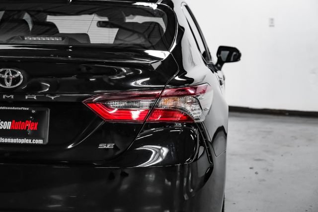 Used 2022 Toyota Camry SE FWD image 43