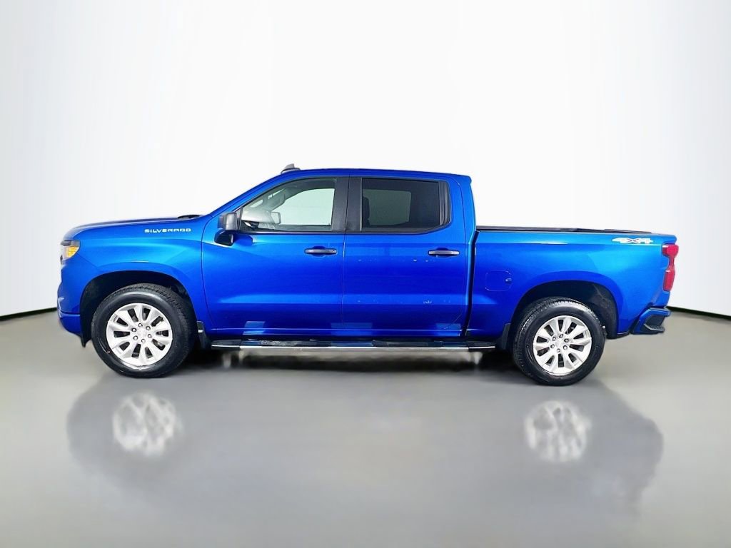 Used 2023 Chevrolet Silverado 1500 Custom image 8