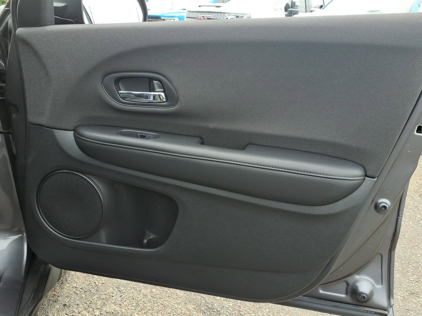 Used 2020 Honda HR-V LX image 14