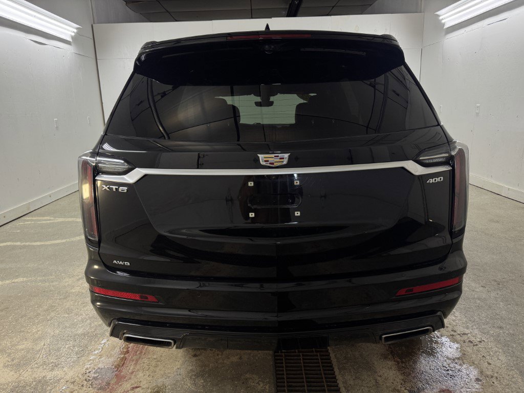 Used 2022 Cadillac XT6 Sport w/ Technology Package image 8