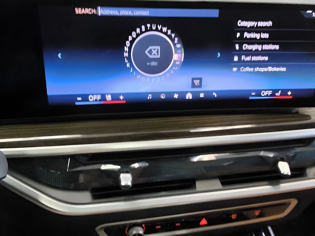 Used 2026 BMW X5 xDrive40i AWD/4WD image 21