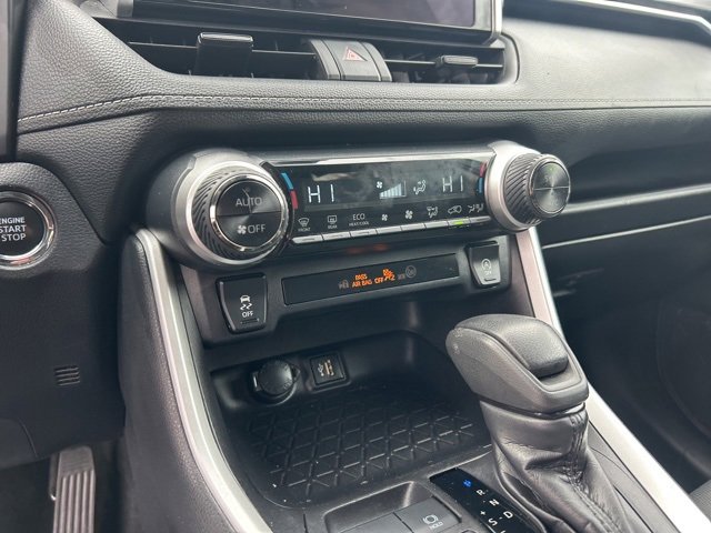 Used 2024 Toyota RAV4 XLE image 25