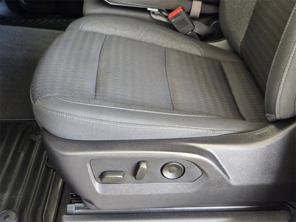 Used 2024 Chevrolet Silverado 1500 Custom image 13