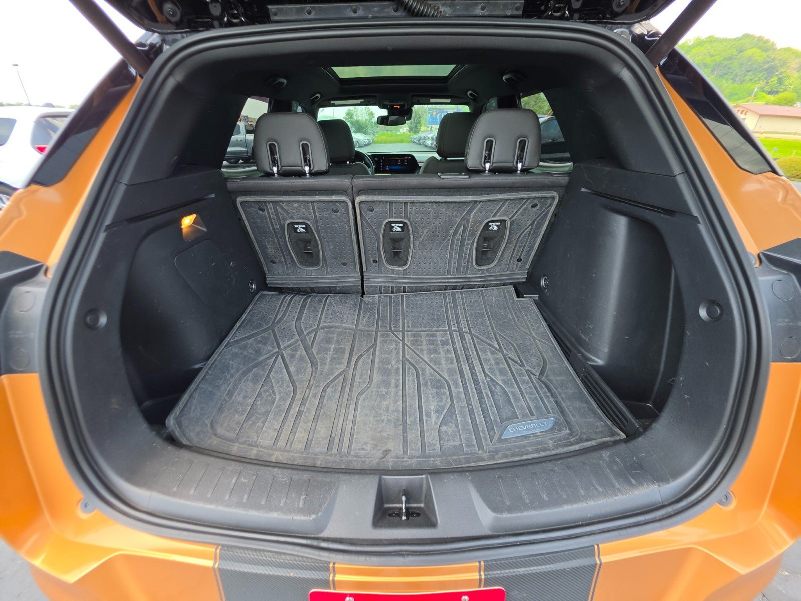 Used 2024 Chevrolet TrailBlazer RS w/ Convenience Package AWD/4WD image 19