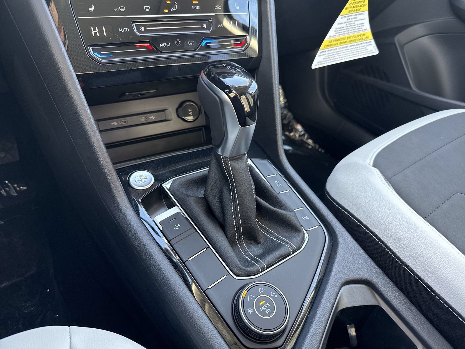 New 2026 Volkswagen Taos SE AWD/4WD image 21