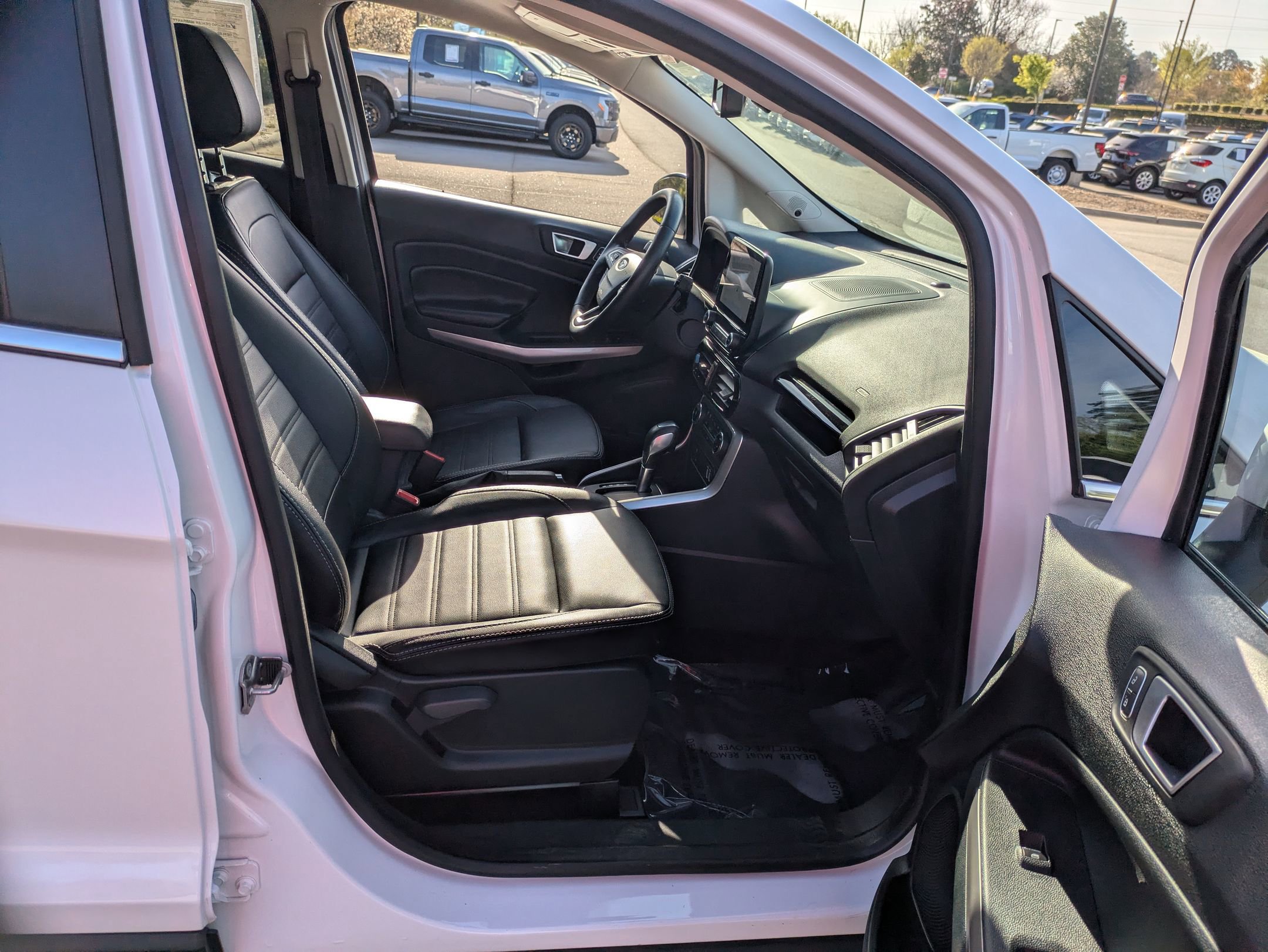 Used 2021 Ford EcoSport Titanium image 38