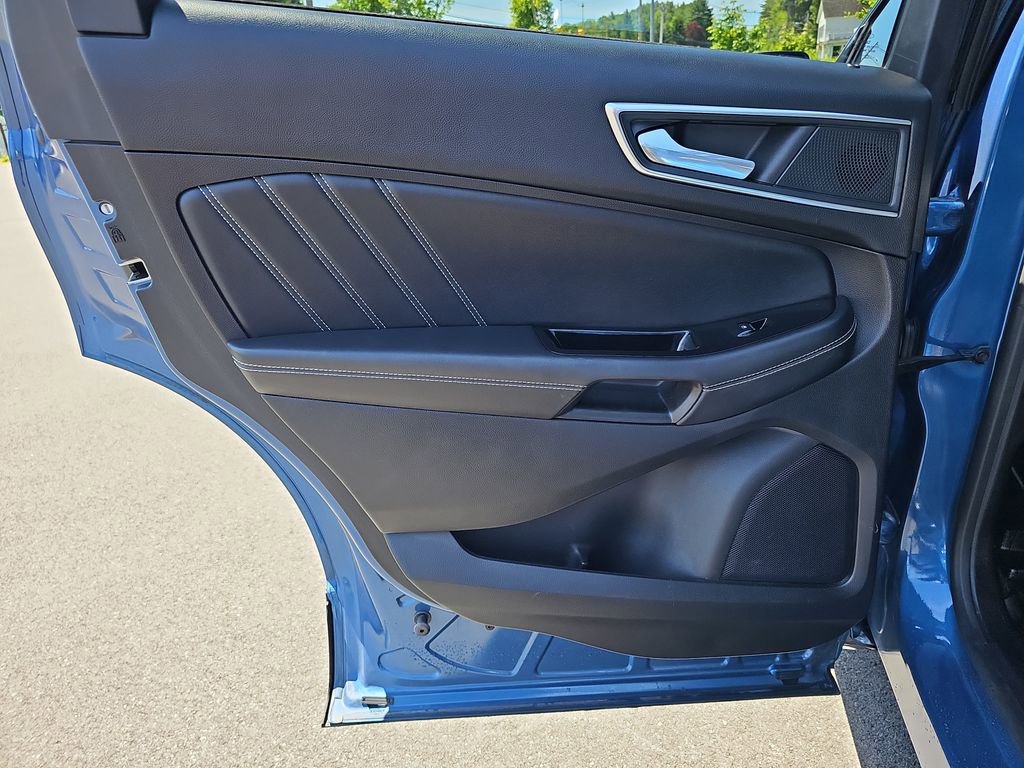 Used 2019 Ford Edge ST w/ Convenience Package AWD/4WD image 25