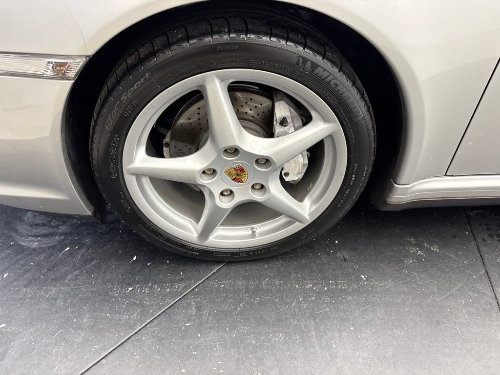 Used 2006 Porsche 911 Carrera 4 AWD/4WD image 14