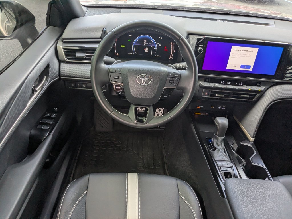 Used 2025 Toyota Camry SE w/ Multimedia Upgrade Package FWD image 15