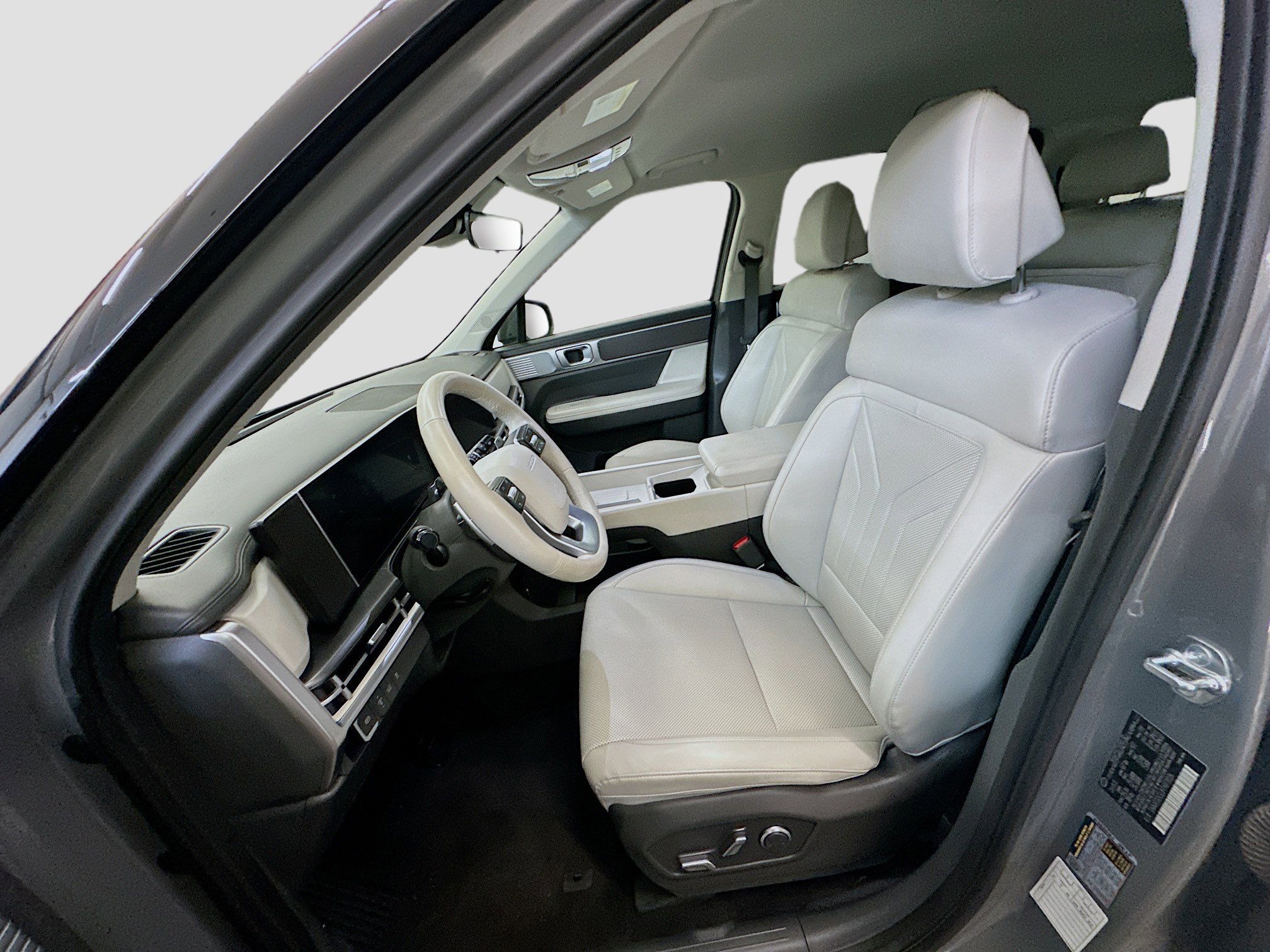 Used 2026 Hyundai Santa Fe SEL image 13