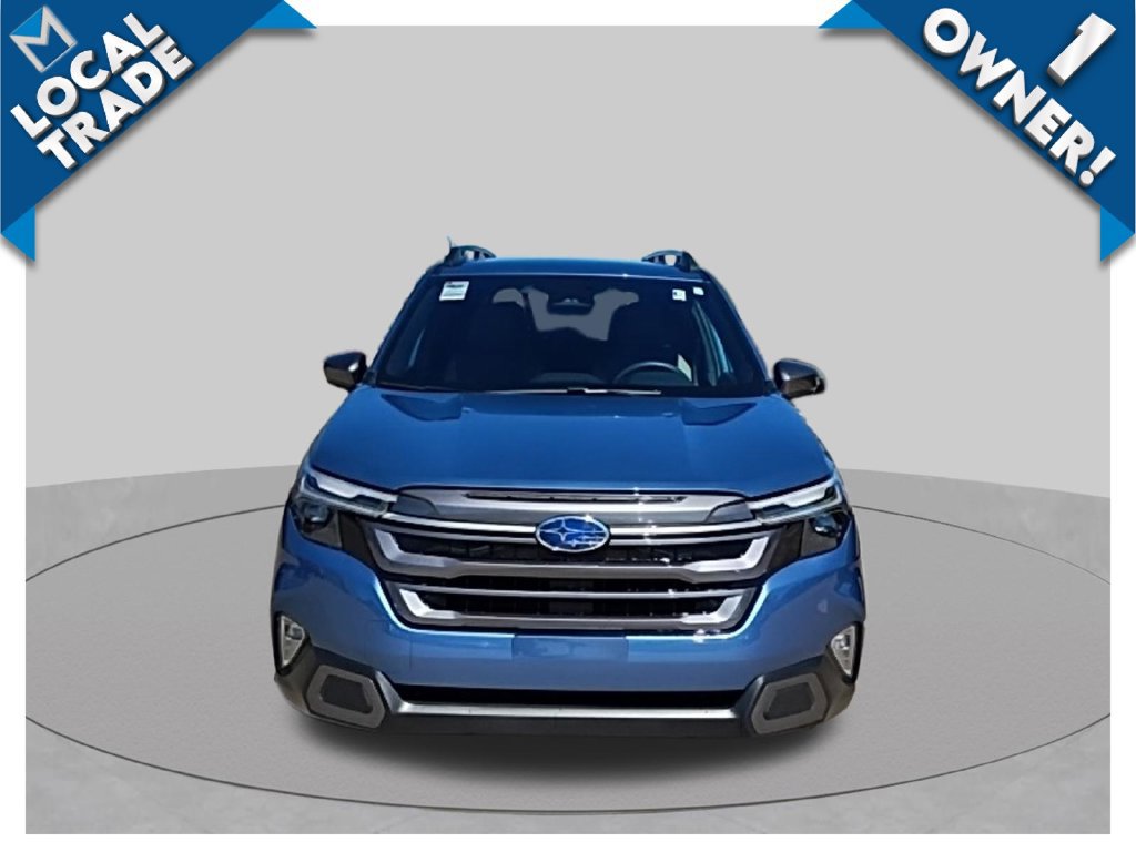 Used 2025 Subaru Forester Limited AWD/4WD image 2