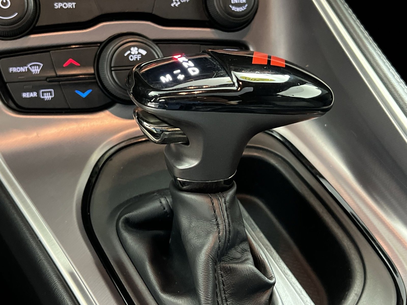 Used 2021 Dodge Challenger SXT image 22