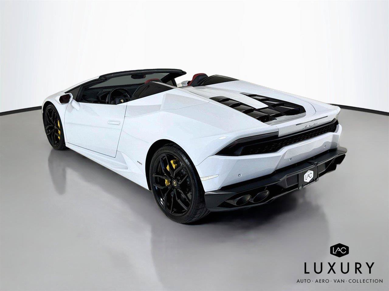 Used 2016 Lamborghini Huracan LP 610-4 AWD/4WD image 7