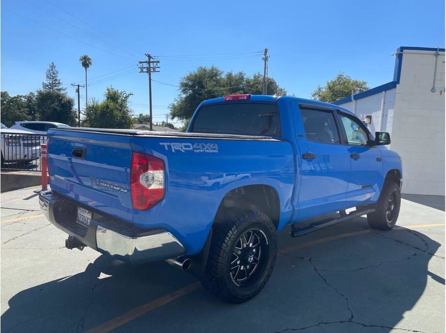 Used 2020 Toyota Tundra SR5 w/ TRD Off-Road Package image 7