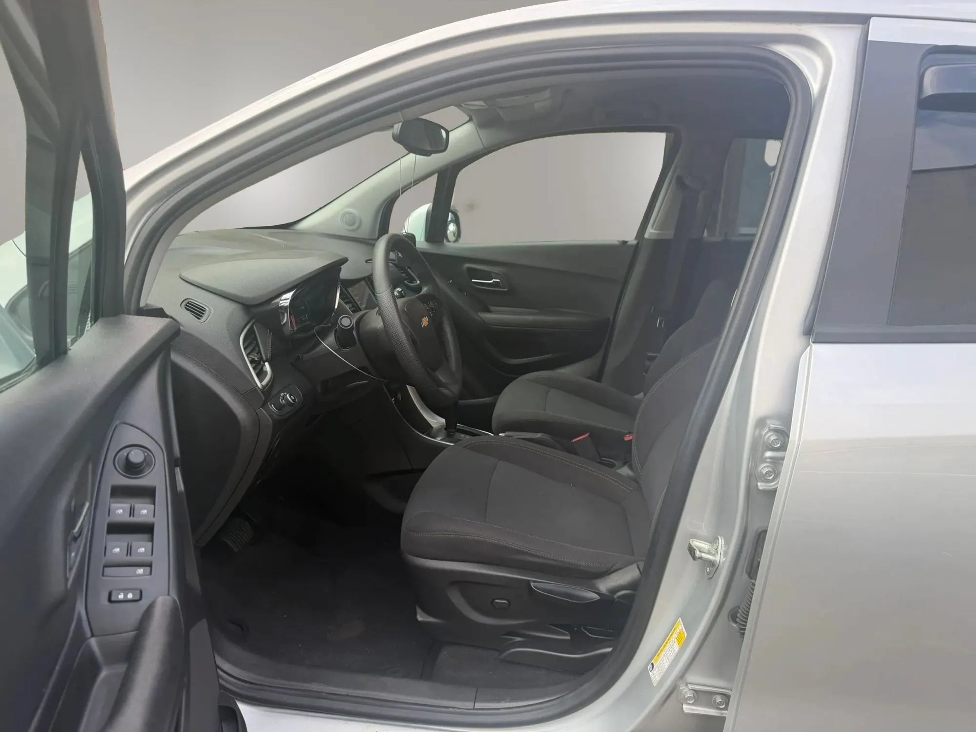 Used 2020 Chevrolet Trax LS w/ Tint and Cruise Package FWD image 25
