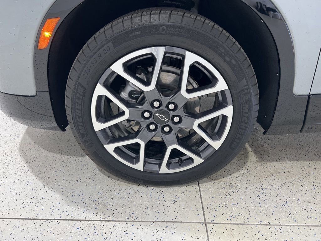 Used 2025 Chevrolet Blazer RS image 35