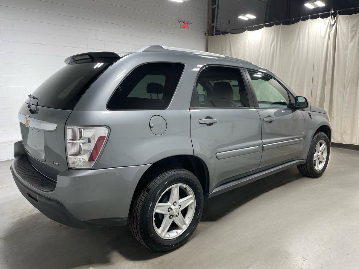 Used 2006 Chevrolet Equinox LT w/ LT Preferred Equipment Group AWD/4WD image 4