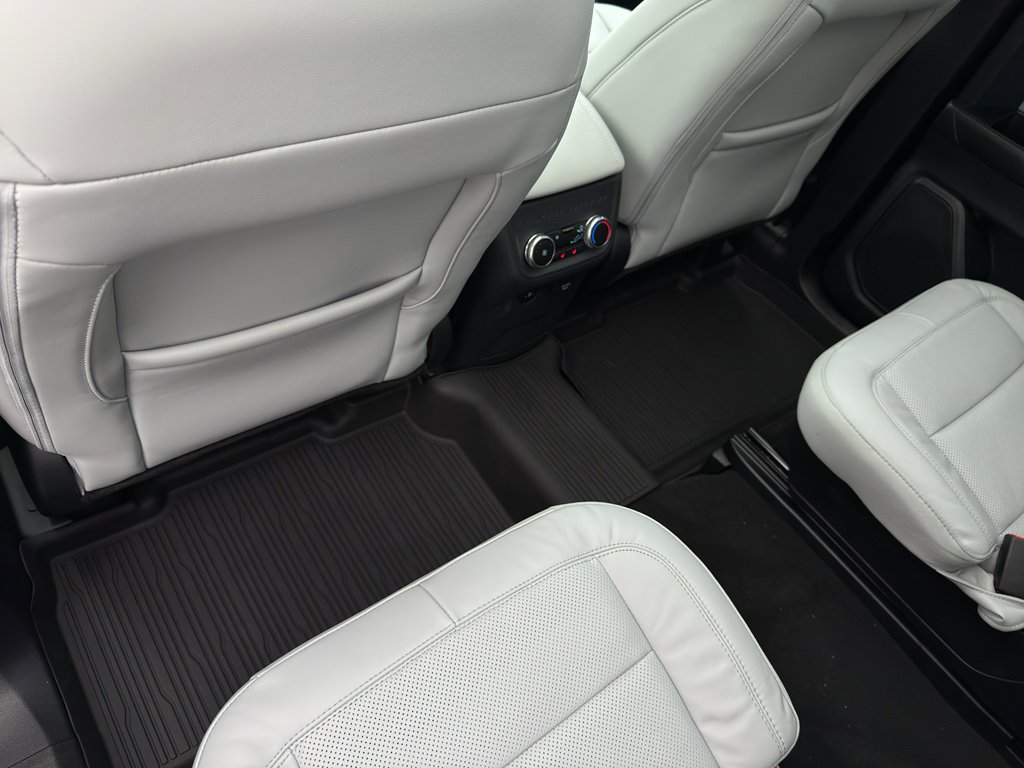 New 2026 Ford Explorer Platinum w/ LUX Leather Package image 28