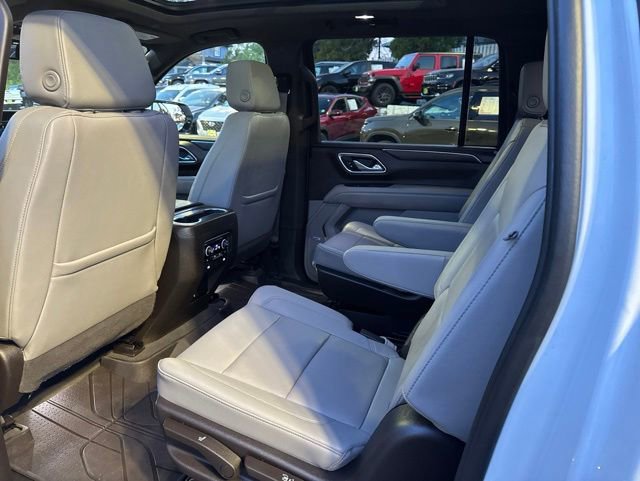 Used 2023 Chevrolet Suburban Z71 w/ Off-Road Capability Package AWD/4WD image 10