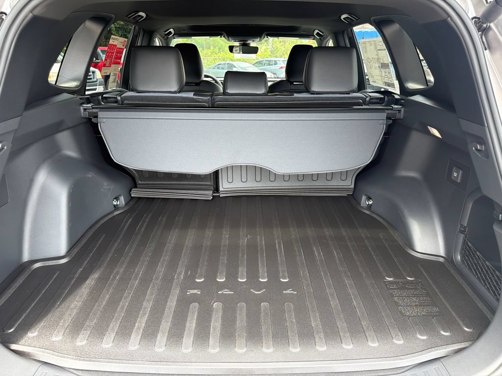 New 2026 Toyota RAV4 XSE AWD/4WD image 22