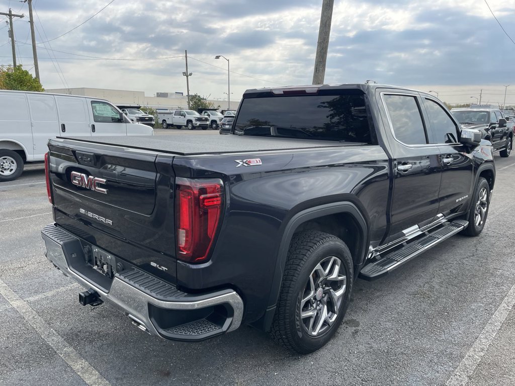 Used 2022 GMC Sierra 1500 SLT w/ SLT Premium Package AWD/4WD image 10