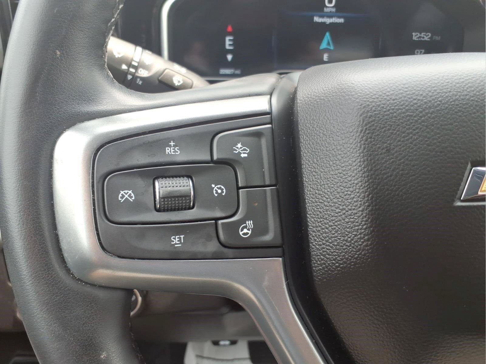 Used 2023 Chevrolet Silverado 1500 LT AWD/4WD image 21