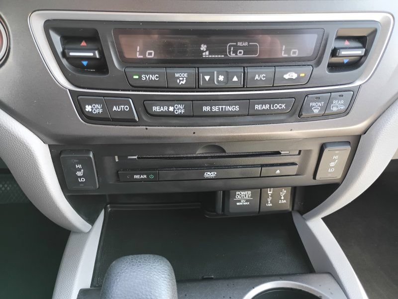 Used 2017 Honda Pilot EX-L image 12