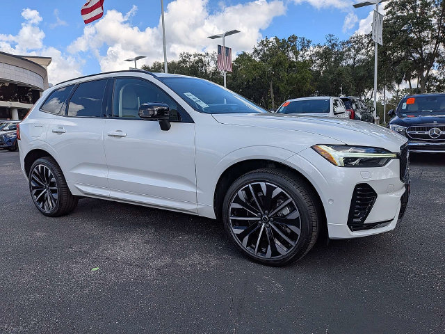 Used 2026 Volvo XC60 T8 Ultra w/ Protection Package Premier AWD/4WD image 7